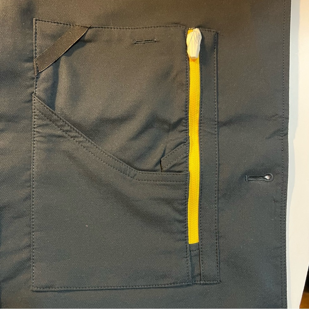 🆕Eddie Bauer Men’s Ultimate Voyager Travel Blazer – Size 44 - Picture 11 of 16
